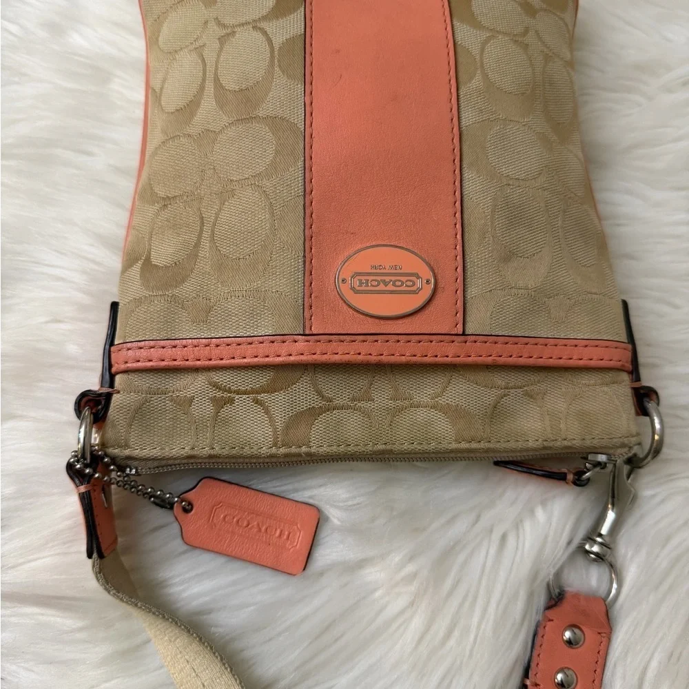 Coach elegant crossbody